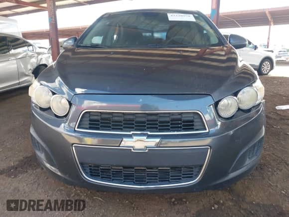 2013 Chevrolet Sonic LT с VIN 1G1JC5SB2D4163277, выставлен на аукционе IAAI как лот 43220978 с пробегом 79 874 миль миль и . История ставок и продаж доступна на DreamBid. Изображение 12.