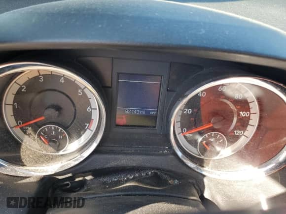 2018 Dodge Grand Caravan GT with VIN 2C4RDGEG7JR242091, listed as a Copart auction lot 81241585 with 82,143 mi miles and Salvage title. Bid and sale history available at DreamBid. Image 9.