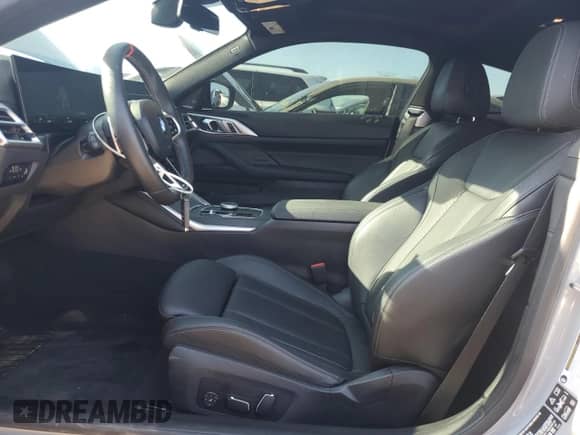 2025 BMW 4 Series M440i xDrive with VIN WBA83DA08SCT35778, listed as a Copart auction lot 70327075 with 7,135 mi miles and Salvage title. Bid and sale history available at DreamBid. Image 7.