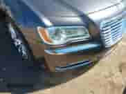 2014 Chrysler 300 с VIN 2C3CCAAG5EH327846, выставлен на аукционе IAAI как лот 43417657 с пробегом 76 397 миль миль и . История ставок и продаж доступна на DreamBid. Изображение 6.