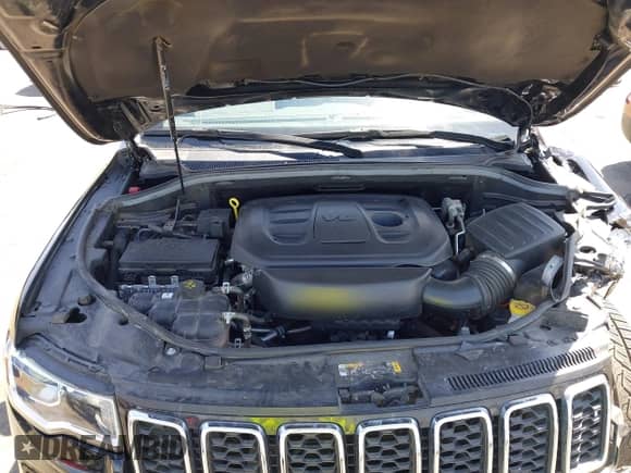 2022 Jeep Grand Cherokee Limited с VIN 1C4RJFBG0NC167546, выставлен на аукционе IAAI как лот 41987725 с пробегом 62 422 миль миль и . История ставок и продаж доступна на DreamBid. Изображение 10.