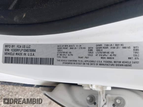 2025 Ram 1500 Rebel z VIN 1C6SRFLP1SN576994, wystawiony jako IAAI lot #42767833 z przebiegiem 26 955 mil mil oraz . Historia ofert i sprzedaży dostępna na DreamBid. Obrazek 9.
