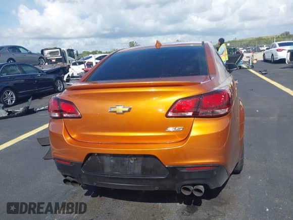 2017 Chevrolet SS z VIN 6G3F15RW4HL310063, wystawiony jako IAAI lot #42535052 z przebiegiem 110 080 mil mil oraz . Historia ofert i sprzedaży dostępna na DreamBid. Obrazek 16.