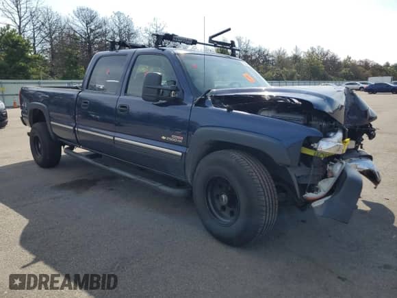 2002 Chevrolet Silverado 2500HD LS z VIN 1GCHK23132F204840, wystawiony jako Copart lot #71725464 z przebiegiem Nie podano mil oraz Szkoda całkowita • Salvage title. Historia ofert i sprzedaży dostępna na DreamBid. Obrazek 4.