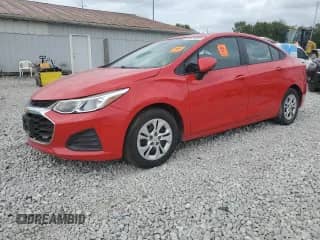 2019 Chevrolet Cruze LS с VIN 1G1BC5SM6K7112222, выставлен на аукционе Copart как лот 69971325 с пробегом 156 427 миль миль и Чистый • Clean title. История ставок и продаж доступна на DreamBid. Изображение 1.