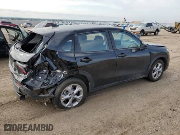 2025 Honda HR-V LX with VIN 3CZRZ2H35SM747076, listed as a Copart auction lot 72062805 with Not provided miles and Salvage title. Bid and sale history available at DreamBid. Image 3.