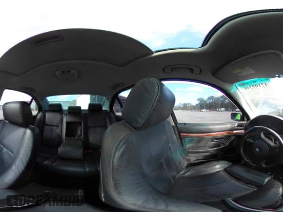 2002 BMW 5 Series 530i с VIN WBADT63482CK27395, выставлен на аукционе IAAI как лот 42109346 с пробегом Не указан миль и . История ставок и продаж доступна на DreamBid. Изображение 19.