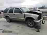 1998 Chevrolet Blazer LS with VIN 1GNCS13WXW2172487, listed as a Copart auction lot 51260805 with Not provided miles and Salvage title. Bid and sale history available at DreamBid. Image 4.