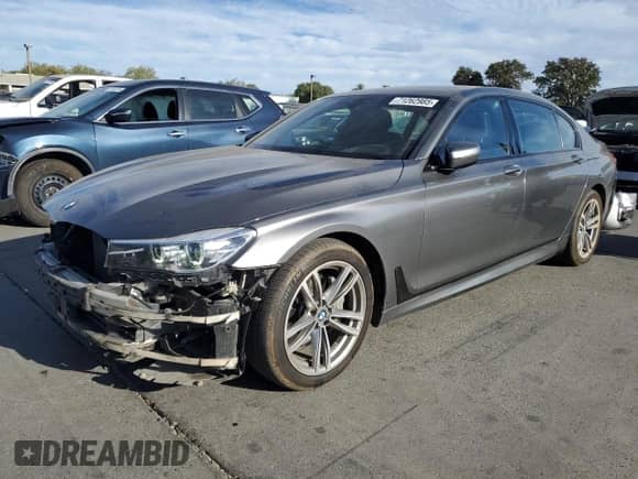 2017 BMW 7 Series 740i с VIN WBA7E2C57HG740289, выставлен на аукционе Copart как лот 71262985 с пробегом 66 025 миль миль и Списание • Salvage title. История ставок и продаж доступна на DreamBid. Изображение 1.