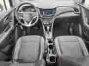 2018 Chevrolet Trax LT с VIN KL7CJPSB6JB617830, выставлен на аукционе Copart как лот 84878065 с пробегом 34 509 миль миль и Списание • Salvage title. История ставок и продаж доступна на DreamBid. Изображение 8.