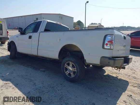 2007 Ford F-150 XL with VIN 1FTRF14W77KD42960, listed as a IAAI auction lot 43264459 with 323,598 mi miles and . Bid and sale history available at DreamBid. Image 3.