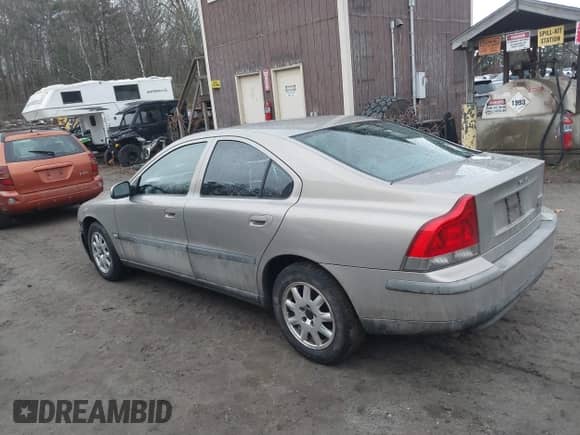 2001 Volvo S60 с VIN YV1RS61R012013431, выставлен на аукционе IAAI как лот 41193065 с пробегом 179 844 миль миль и . История ставок и продаж доступна на DreamBid. Изображение 3.