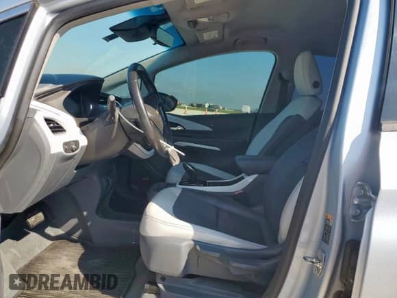 2018 Chevrolet Bolt EV Premier с VIN 1G1FX6S04J4118738, выставлен на аукционе Copart как лот 70757265 с пробегом 78 392 миль миль и Списание • Salvage title. История ставок и продаж доступна на DreamBid. Изображение 7.