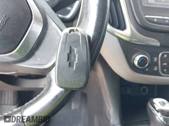 2018 Chevrolet Equinox LT with VIN 3GNAXJEV4JL130241, listed as a IAAI auction lot 42095581 with 169,591 mi miles and . Bid and sale history available at DreamBid. Image 11.