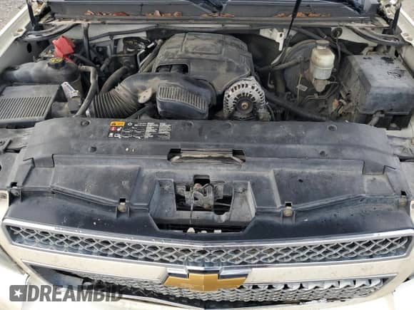 2014 Chevrolet Suburban LTZ with VIN 1GNSCKE03ER144835, listed as a Copart auction lot 69907935 with 196,941 mi miles and Salvage title. Bid and sale history available at DreamBid. Image 12.