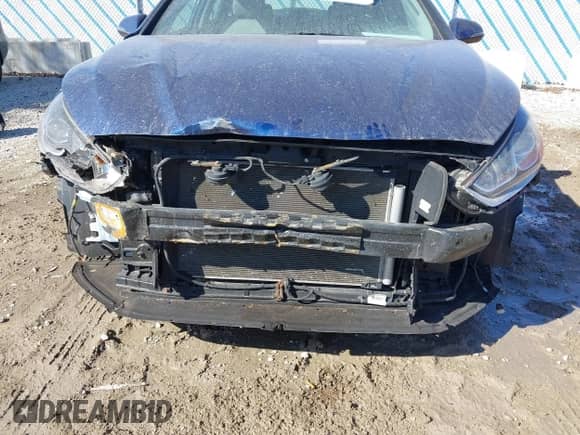 2018 Hyundai Sonata SEL with VIN 5NPE34AF9JH606912, listed as a IAAI auction lot 41758922 with 71,790 mi miles and . Bid and sale history available at DreamBid. Image 6.