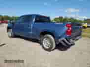 2024 Chevrolet Silverado 1500 LT with VIN 1GCUDDED6RZ361198, listed as a Copart auction lot 71700335 with 40,507 mi miles and Salvage title. Bid and sale history available at DreamBid. Image 2.