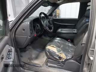2003 Chevrolet Silverado 1500HD LT с VIN 1GCGK13U23F142493, выставлен на аукционе IAAI как лот 41354080 с пробегом 256 725 миль миль и . История ставок и продаж доступна на DreamBid. Изображение 5.