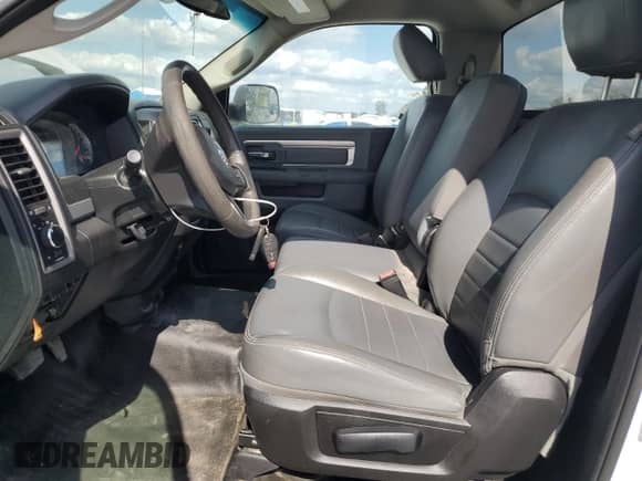 2020 Ram 1500 Tradesman с VIN 3C6JR6DT2LG164598, выставлен на аукционе Copart как лот 53727815 с пробегом 141 335 миль миль и Чистый • Clean title. История ставок и продаж доступна на DreamBid. Изображение 7.