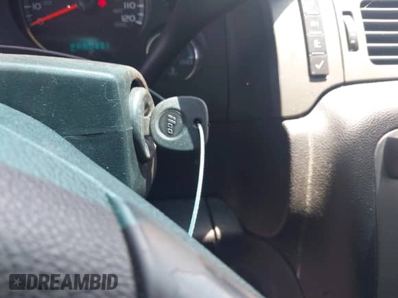 2008 Chevrolet Tahoe LS с VIN 1GNFC13C98J194005, выставлен на аукционе IAAI как лот 42549733 с пробегом 324 163 миль миль и . История ставок и продаж доступна на DreamBid. Изображение 11.