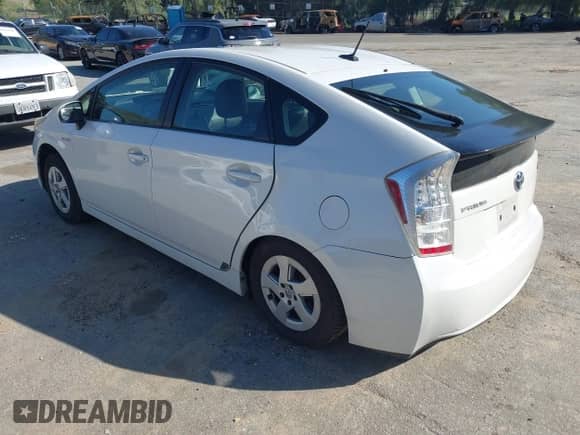 2011 Toyota Prius I with VIN JTDKN3DU6B0270121, listed as a IAAI auction lot 41829817 with 209,379 mi miles and . Bid and sale history available at DreamBid. Image 3.