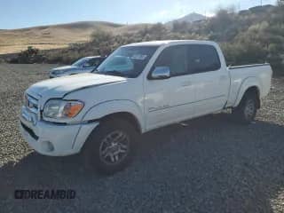 2006 Toyota Tundra SR5 с VIN 5TBDT44106S513010, выставлен на аукционе Copart как лот 82317805 с пробегом 147 821 миль миль и Списание • Salvage title. История ставок и продаж доступна на DreamBid. Изображение 1.