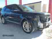 2017 Ford Explorer Limited z VIN 1FM5K7F8XHGC75136, wystawiony jako IAAI lot #43440453 z przebiegiem 122 807 mil mil oraz . Historia ofert i sprzedaży dostępna na DreamBid. Obrazek 1.