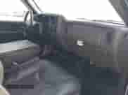 2007 Chevrolet Silverado 3500 с VIN 1GCHC33D17F110749, выставлен на аукционе IAAI как лот 42087163 с пробегом 196 876 миль миль и . История ставок и продаж доступна на DreamBid. Изображение 5.
