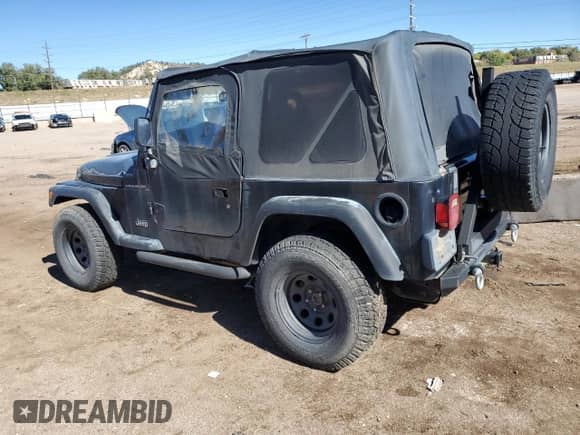 1998 Jeep Wrangler SE z VIN 1J4FY29P7WP709775, wystawiony jako Copart lot #87029025 z przebiegiem 138 808 mil mil oraz Czysty tytuł • Clean title. Historia ofert i sprzedaży dostępna na DreamBid. Obrazek 2.