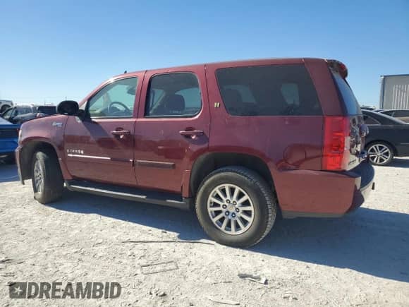 2008 Chevrolet Tahoe z VIN 1GNFC13598R225532, wystawiony jako Copart lot #81133964 z przebiegiem 226 482 mil mil oraz Czysty tytuł • Clean title. Historia ofert i sprzedaży dostępna na DreamBid. Obrazek 2.