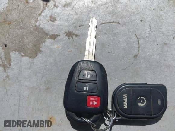 2019 Toyota Tundra SR5 with VIN 5TFAY5F18KX838135, listed as a IAAI auction lot 43183647 with 81,372 mi miles and . Bid and sale history available at DreamBid. Image 11.