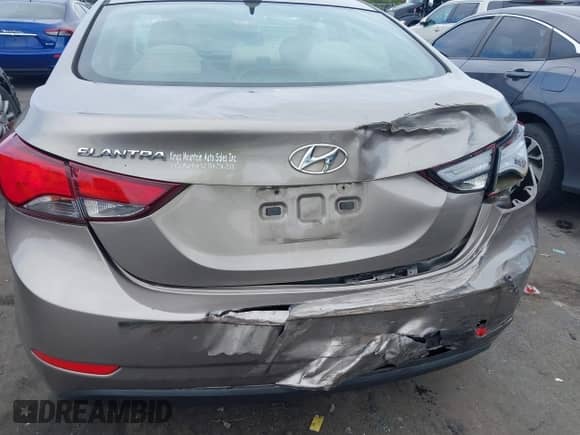 2016 Hyundai Elantra SE с VIN 5NPDH4AE3GH797921, выставлен на аукционе IAAI как лот 43338035 с пробегом 183 337 миль миль и . История ставок и продаж доступна на DreamBid. Изображение 6.