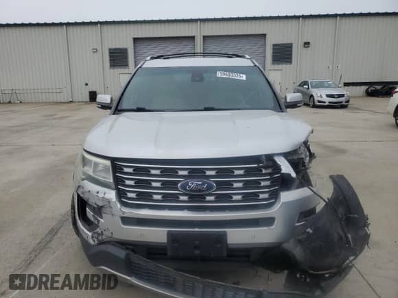 2017 Ford Explorer Limited z VIN 1FM5K7F84HGA26198, wystawiony jako Copart lot #59680335 z przebiegiem 109 336 mil mil oraz Szkoda całkowita • Salvage title. Historia ofert i sprzedaży dostępna na DreamBid. Obrazek 5.