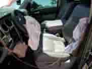 2010 Toyota Tundra Limited z VIN 5TFFY5F10AX091926, wystawiony jako Copart lot #63306145 z przebiegiem 222 961 mil mil oraz Szkoda całkowita • Salvage title. Historia ofert i sprzedaży dostępna na DreamBid. Obrazek 7.