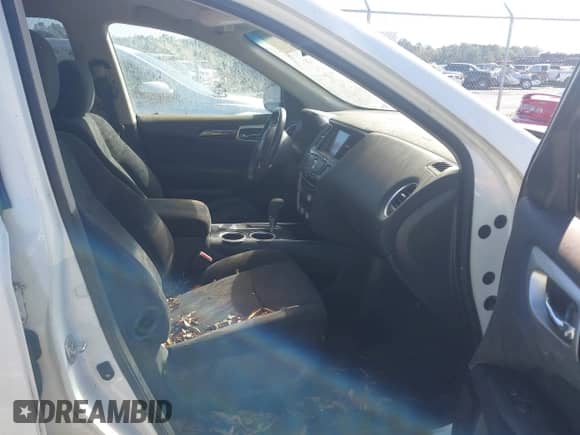 2013 Nissan Pathfinder SL with VIN 5N1AR2MN5DC667576, listed as a IAAI auction lot 43445497 with 209,724 mi miles and . Bid and sale history available at DreamBid. Image 5.