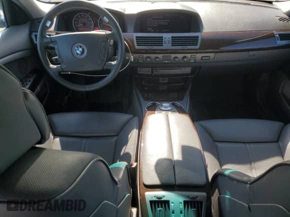 2005 BMW 7 Series 745Li with VIN WBAGN63535DS56141, listed as a Copart auction lot 45632495 with 68,804 mi miles and Clean title. Bid and sale history available at DreamBid. Image 8.