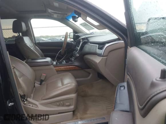 2015 Chevrolet Suburban LTZ с VIN 1GNSKKKC7FR125062, выставлен на аукционе IAAI как лот 42960487 с пробегом 207 198 миль миль и . История ставок и продаж доступна на DreamBid. Изображение 5.