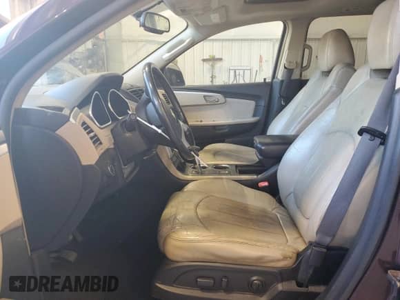 2009 Chevrolet Traverse LTZ with VIN 1GNEV33D29S132547, listed as a Copart auction lot 70061145 with 130,931 mi miles and Clean title. Bid and sale history available at DreamBid. Image 7.
