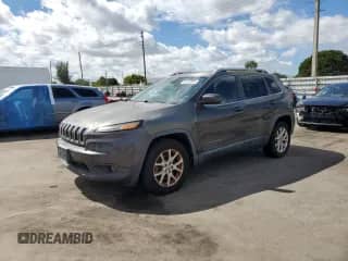 2014 Jeep Cherokee Latitude с VIN 1C4PJMCB3EW273485, выставлен на аукционе Copart как лот 82427645 с пробегом 124 725 миль миль и Чистый • Clean title. История ставок и продаж доступна на DreamBid. Изображение 1.
