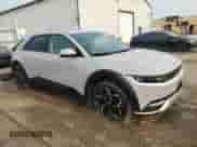 2022 Hyundai Ioniq 5 SEL z VIN KM8KN4AE7NU051700, wystawiony jako Copart lot #59464085 z przebiegiem 104 240 mil mil oraz Szkoda całkowita • Salvage title. Historia ofert i sprzedaży dostępna na DreamBid. Obrazek 4.