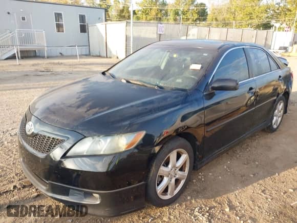 2007 Toyota Camry LE с VIN 4T1BK46K87U527317, выставлен на аукционе IAAI как лот 43313344 с пробегом 253 835 миль миль и . История ставок и продаж доступна на DreamBid. Изображение 2.