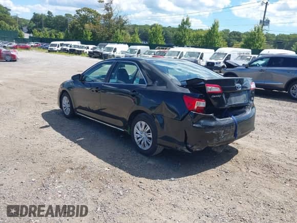 2014 Toyota Camry LE с VIN 4T1BD1FK2EU132653, выставлен на аукционе IAAI как лот 43098010 с пробегом 265 804 миль миль и . История ставок и продаж доступна на DreamBid. Изображение 3.