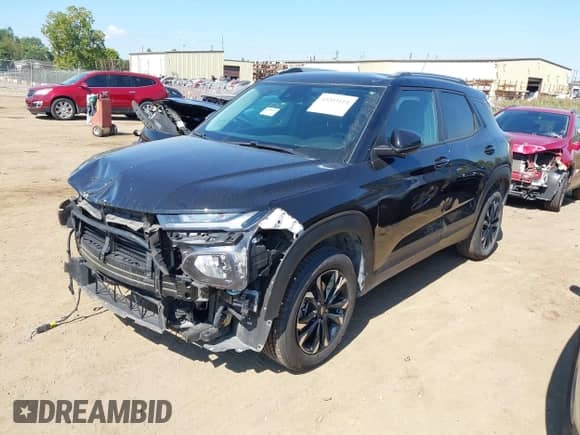 2023 Chevrolet TrailBlazer LT z VIN KL79MRSL7PB148603, wystawiony jako IAAI lot #43203114 z przebiegiem 21 274 mil mil oraz . Historia ofert i sprzedaży dostępna na DreamBid. Obrazek 2.
