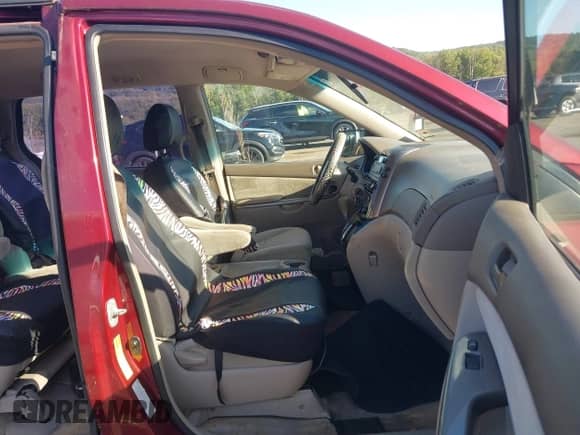 2009 Toyota Sienna CE с VIN 5TDZK23C79S279511, выставлен на аукционе IAAI как лот 43273220 с пробегом 128 538 миль миль и . История ставок и продаж доступна на DreamBid. Изображение 5.