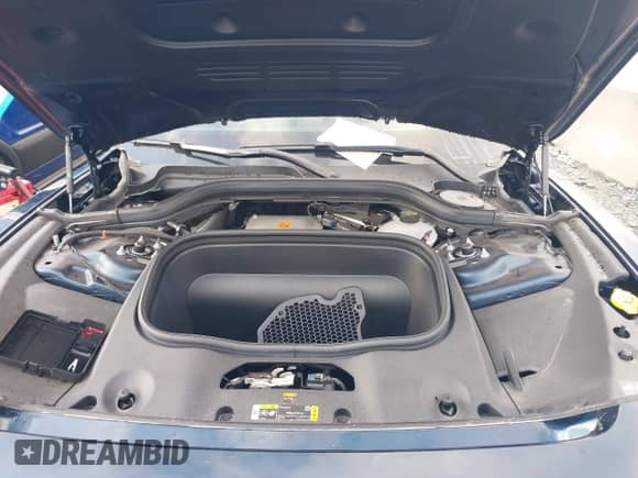 2024 Dodge Charger Scat Pack with VIN 2C3CDBDK3RR207546, listed as a IAAI auction lot 42530378 with Not provided miles and . Bid and sale history available at DreamBid. Image 10.