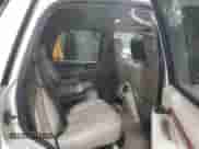 2004 Cadillac Escalade z VIN 1GYEK63N34R167569, wystawiony jako IAAI lot #43490315 z przebiegiem Nie podano mil oraz . Historia ofert i sprzedaży dostępna na DreamBid. Obrazek 8.