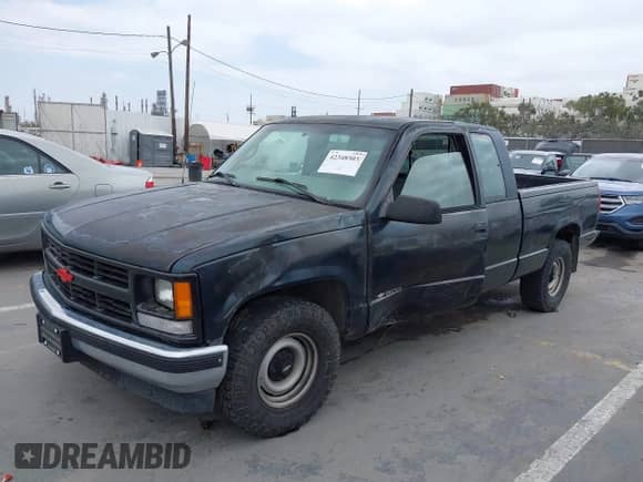 1997 Chevrolet Silverado 1500 с VIN 1GCEC19W1VE173577, выставлен на аукционе IAAI как лот 42348503 с пробегом 239 309 миль миль и . История ставок и продаж доступна на DreamBid. Изображение 2.