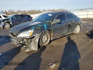 2004 Honda Accord LX z VIN 1HGCM55334A159128, wystawiony jako Copart lot #43606125 z przebiegiem 106 302 mil mil oraz Szkoda całkowita • Salvage title. Historia ofert i sprzedaży dostępna na DreamBid. Obrazek 1.