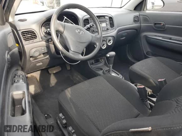 2007 Hyundai Accent GS с VIN KMHCM36C87U048400, выставлен на аукционе Copart как лот 69233785 с пробегом 68 987 миль миль и Списание • Salvage title. История ставок и продаж доступна на DreamBid. Изображение 8.