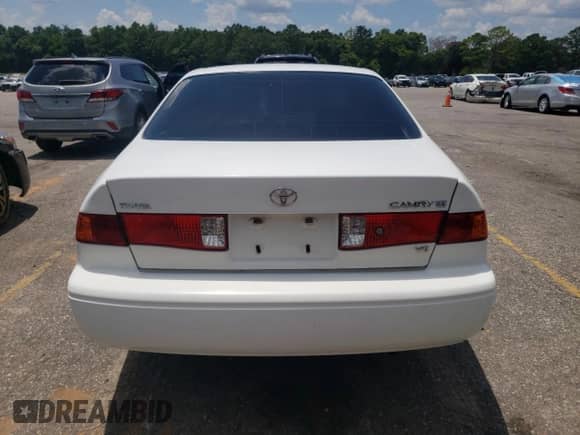 2001 Toyota Camry LE with VIN JT2BF22K110336056, listed as a Copart auction lot 65701515 with 216,284 mi miles and Salvage title. Bid and sale history available at DreamBid. Image 6.